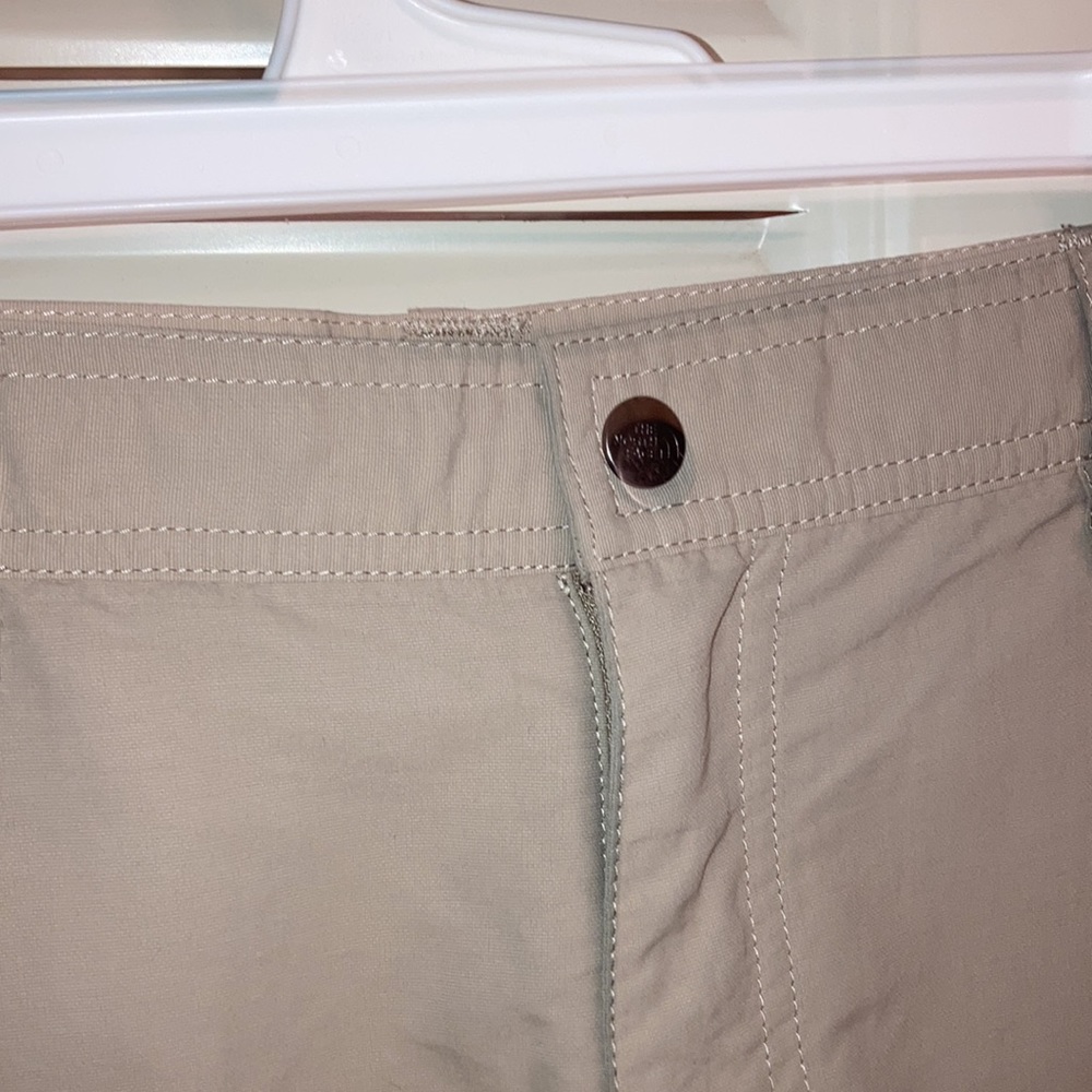 The North face men’s shorts button up Size 34 - Picture 3 of 6